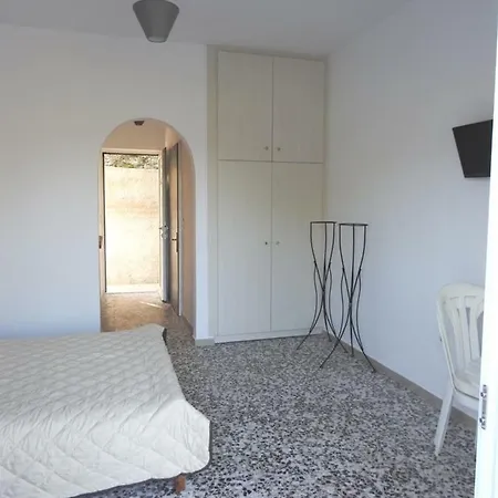 Nirvana Zante *